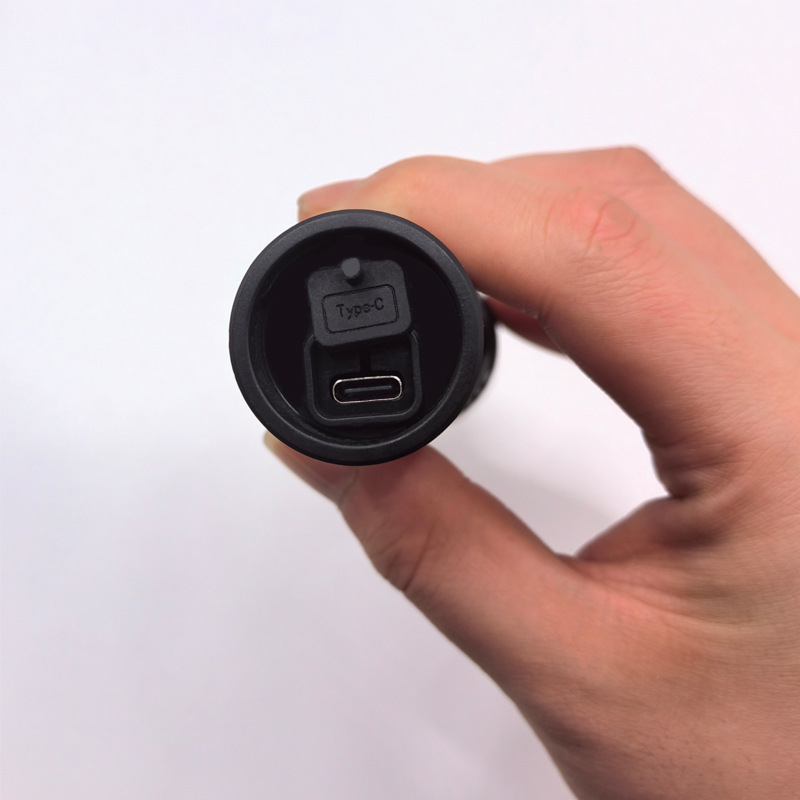 Piiriülene uus tugeva valgusega USB-laetav taskulamp suum pikamaa välistingimustes valgustusega telkimis-COB küljevalgustusega taskulamp