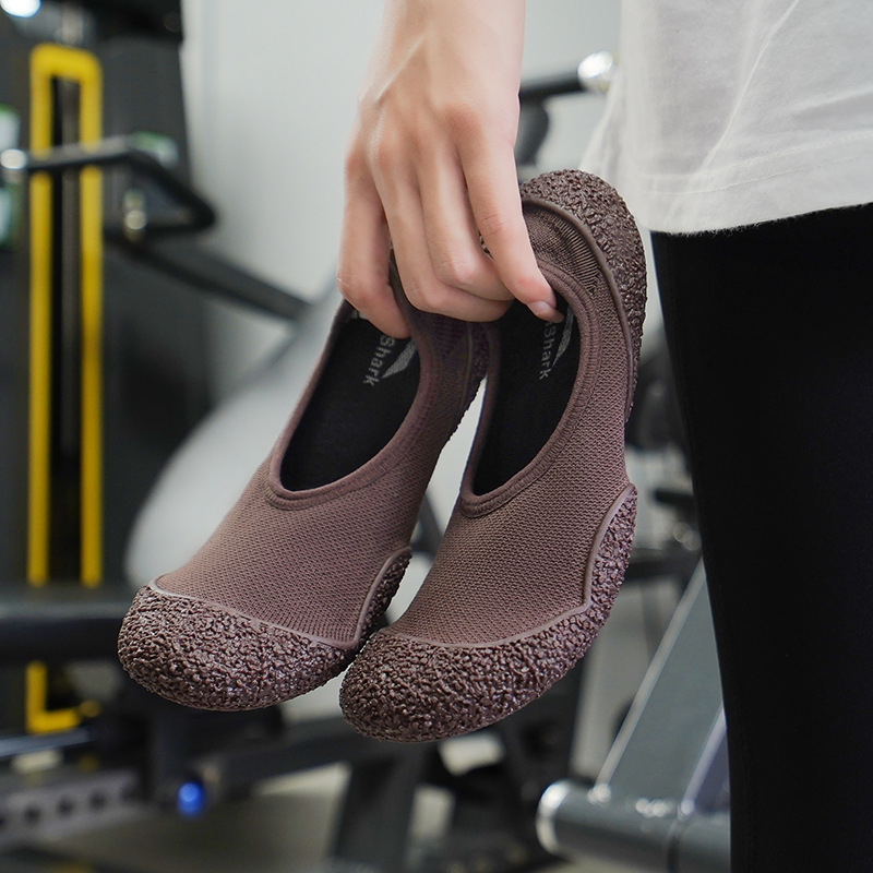 Moteriški sportiniai bateliai namams, neslystantys, minkšto padu, šokinėjimo virvė, jogos, šokių, pilateso, specialūs treniruočių bateliai