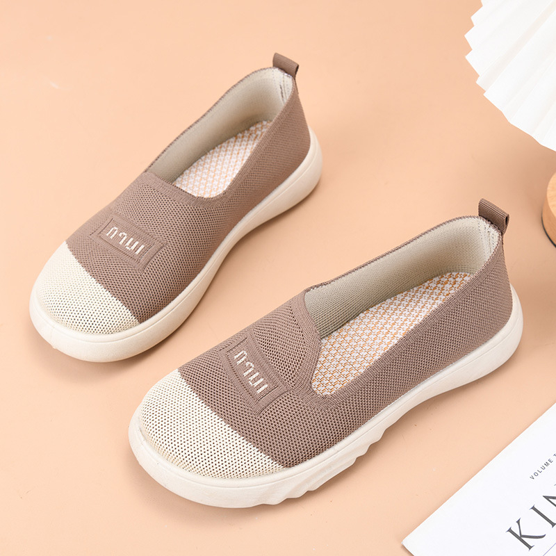 Pavasariniai seni Pekino medžiaginiai batai, sekli burna, vieno sluoksnio batai, moteriški, kvėpuojantys, skraidantys, austi, užmaunami, neslystantys, minkšti, madingi, laisvalaikio batai mamoms