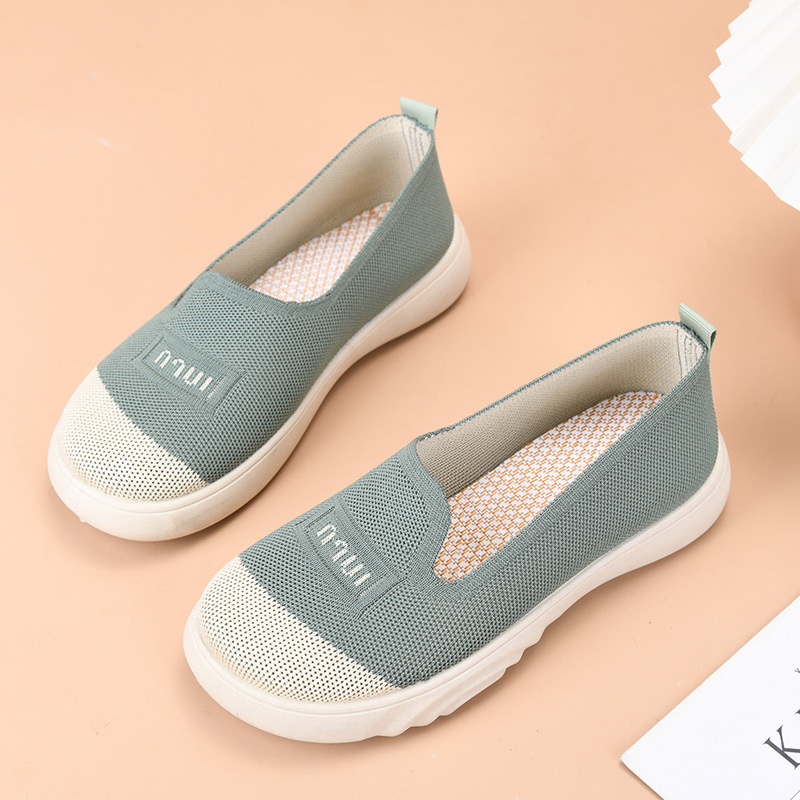 Pavasariniai seni Pekino medžiaginiai batai, sekli burna, vieno sluoksnio batai, moteriški, kvėpuojantys, skraidantys, austi, užmaunami, neslystantys, minkšti, madingi, laisvalaikio batai mamoms