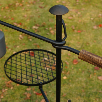 Sumi välistingimustes kasutatav telkimislõkkega grill, telkimislõkkeplaat, pikniku BBQ, lõkkeraud, ümmargune grillplaat