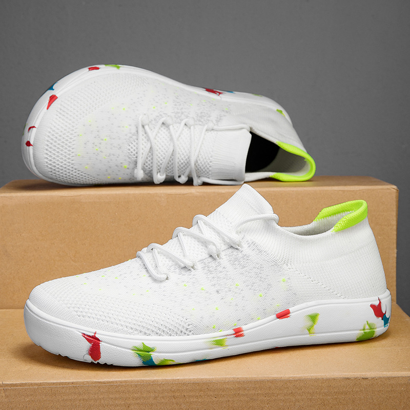 Határokon átnyúló tavaszi és nyári plusz méretű 48-as széles fejű, széles tenyérrel rendelkező férfi túracipők, lezser zoknicipők, új, divatos férfi repülő szövésű sportcipők