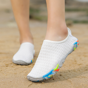 Õues kasutatavad jälgimiskingad Kahlamiskindlad libisemiskindlad kiiresti kuivavad kingad Naiste triivivad rannakingad Meeste kalastuskingad Fitnessi sisejoogakingad