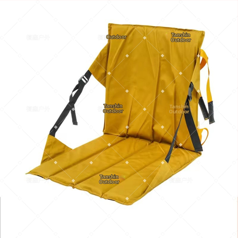 Tehase otsetarnimine Amazoni välistingimustes kasutatavast staadionist kokkupandav padi, mida on lihtne kaasas kanda ja millel on taskuga hoiustamispadi.