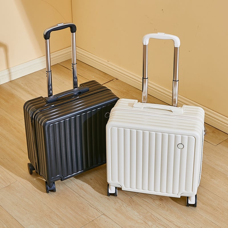 Värske 18-tolline armas lennunduskäru, tudengi pardalolekuks mõeldud reisikott, registreerimistunnistuseta pagasiümbris meestele