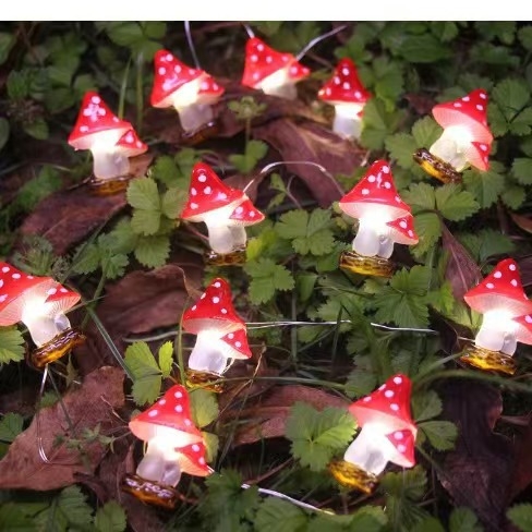 2025 m. Velykų naujos vertikalios grybo formos kalėdinės varinės vielos styginių lemputės, šventinės dekoratyvinės mažos žibintų didmeninė prekyba