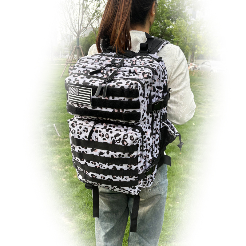 Piiriülene 45L taktikaline seljakott suure mahutavusega välistingimustes kasutamiseks mõeldud spordiseljakott takjakinnitusega kulumiskindel veekindel matkakamuflaažkott