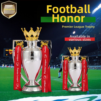 Το τρόπαιο της Λίβερπουλ στην Πρέμιερ Λιγκ, προμήθειες των οπαδών της Άρσεναλ γύρω από το αναμνηστικό μετάλλιο της Τσέλσι για το Barclays Cup