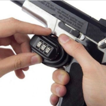 Tiekiama tiesiogiai iš gamintojo, slaptažodžio pistoleto užraktas, europietiškos ir amerikietiškos cinko lydinio apsauga nuo vagysčių, mechaninis patvarumas, cinko lydinio medžiaga