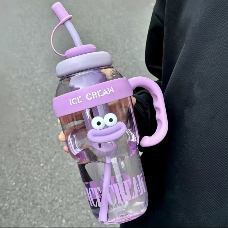 Nagy kapacitású jégpohár, kiváló ár-érték arányú lányos Big Mac nagy szájú vizespohár, praktikus szívószálas tealeeresztővel, illatosított teás műanyag pohár