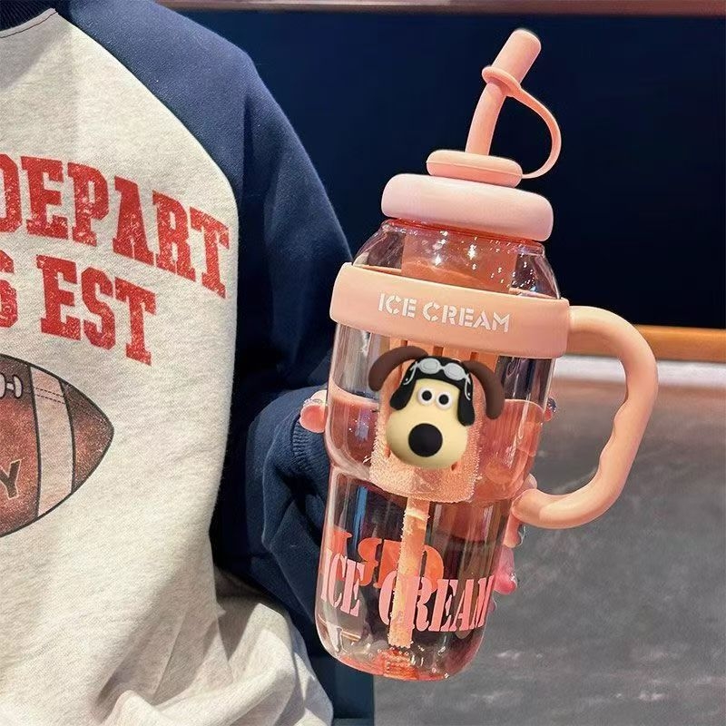 Nagy kapacitású jégpohár, kiváló ár-érték arányú lányos Big Mac nagy szájú vizespohár, praktikus szívószálas tealeeresztővel, illatosított teás műanyag pohár