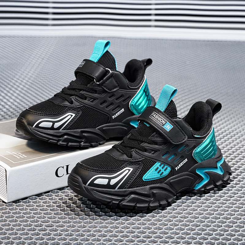 Fiú sportcipők 2024 tavasz új gyerek csúszásgátló kopásálló kényelmes futócipők közepes és nagy testű bőr diákoknak