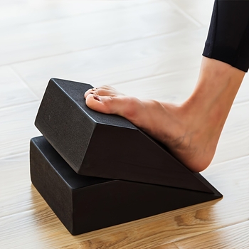 EVA Foam Yoga Stretching Wedge Board Deep Squat Leg Stretching Stepping Board Pilates Incline Board