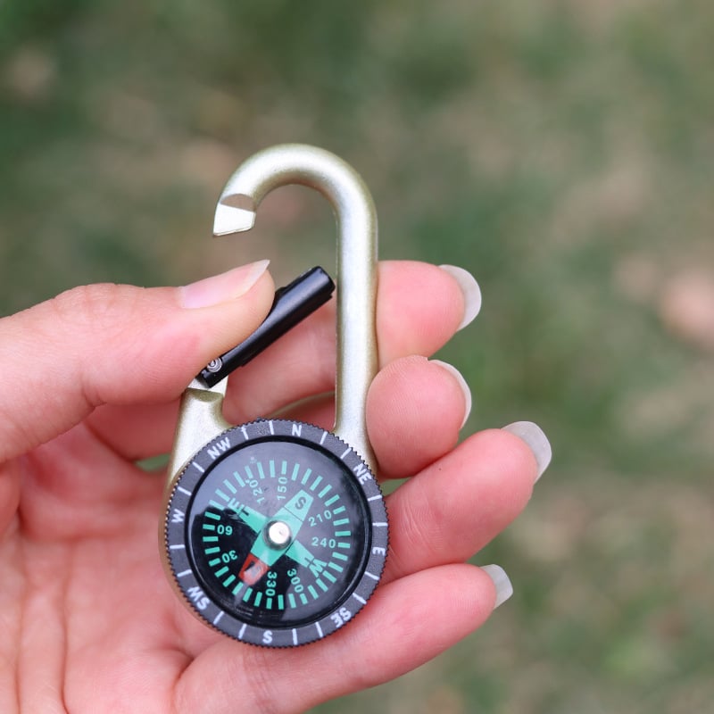 Kültéri taktikai túlélőfelszerelés Többfunkciós iránytű Iránytű Iránytű Ötvözetből készült hegymászó kulcstartó Iránytű Gyorsan akasztható