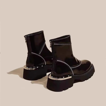 Vastag talpú Martin csizma Női őszi és téli új brit stílusú szögletes orrú Chelsea csizma Retro fém funkcionális rövid csizma