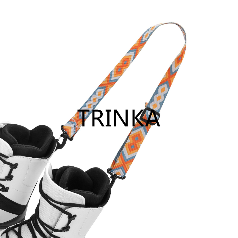 Suusasaapad, paksendatud õlarihm, kaasaskantav rihm, talverulluisud konksuga, fikseeritud lipsukonks, reguleeritava pikkusega