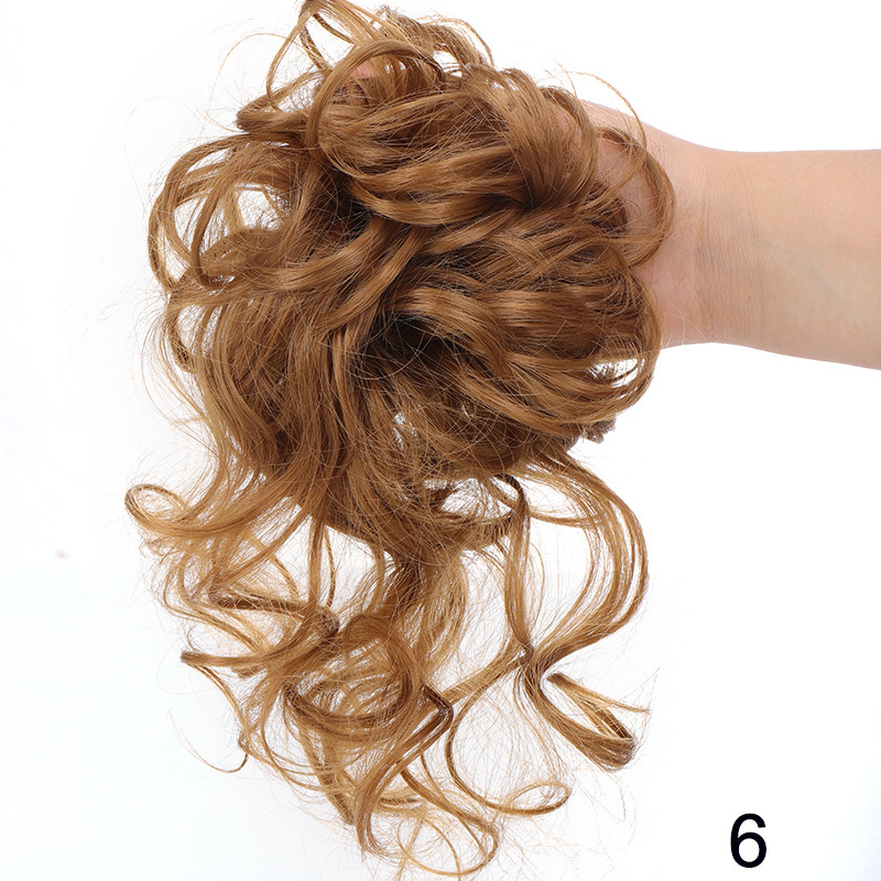 Euroopa ja Ameerika parukarõngad, moodsad juuksekotid, pallikujulised peapaelad, loomulikult kohevad ja sassis pika habeme patsid, parukad, hobusesabast juukserõngad