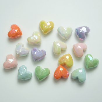 Lausvärviga kaetud AB Macaron lõigatud armastuse isetegemise mobiiltelefoni keti helmestega aksessuaarid sirge auguga virsiku südame materjal hulgimüük