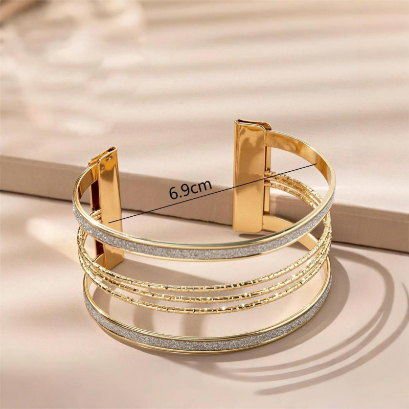 Νέο διασυνοριακό βραχιόλι υψηλής αισθητικής με παγωμένο σχέδιο, ιδανικό για όλες τις ηλικίες, με ανοιχτό γεωμετρικό κοίλο σχέδιο και προσωπικότητα.