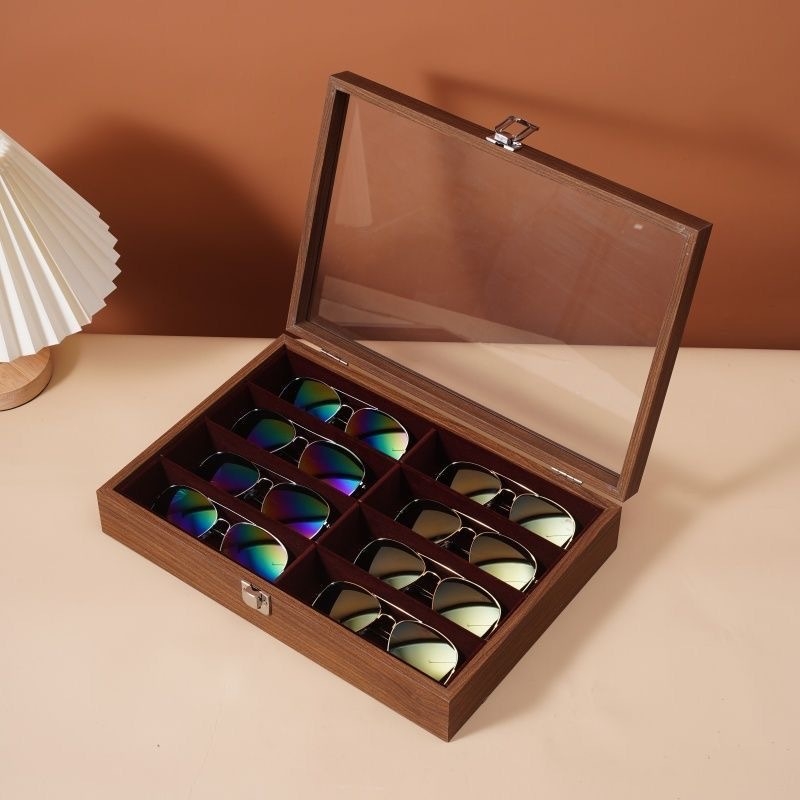 Szemüvegtároló doboz, fa szemüvegdoboz, csúcskategóriás tetőablakos, többrácsos, nagy kapacitású napszemüveg, napszemüveg ékszerkiállítás