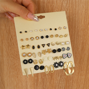 Euroopa ja Ameerika Ühendriikide piiriülesed kuumad kõrvarõngad sobivad geomeetrilise kujuga 30 paari kõrvarõngaid naiste Euroopa ja Ameerika Ühendriikide kõrvarõngad kõrvarõngaste tootjad hulgimüük
