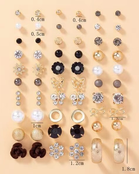 Euroopa ja Ameerika Ühendriikide piiriülesed kuumad kõrvarõngad sobivad geomeetrilise kujuga 30 paari kõrvarõngaid naiste Euroopa ja Ameerika Ühendriikide kõrvarõngad kõrvarõngaste tootjad hulgimüük