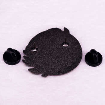 Robert Shule`i kuulsate sõnade prossi ja rinnamärgi aksessuaarid