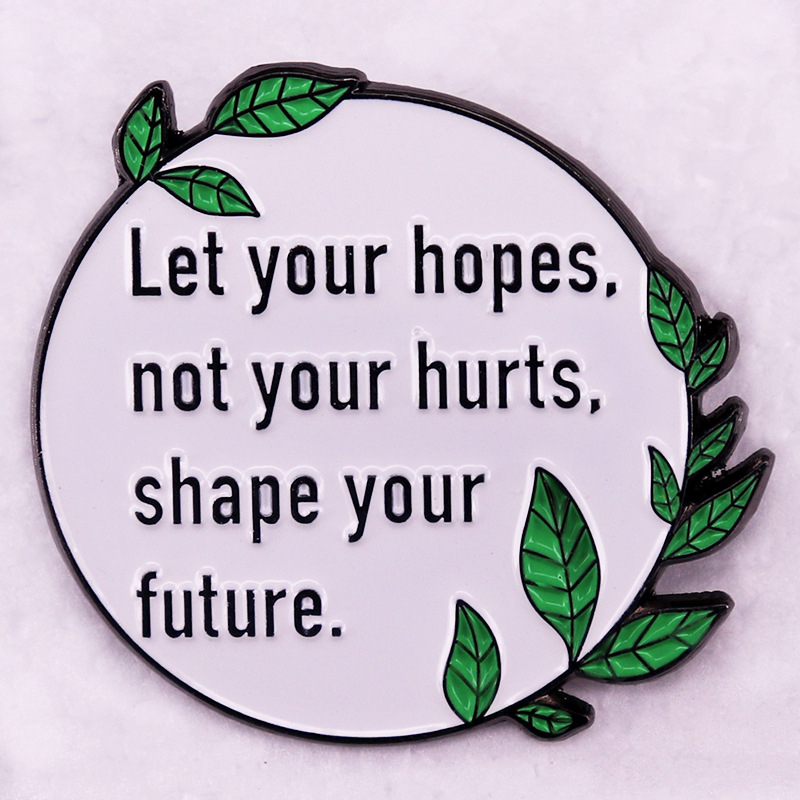 Robert Shule`i kuulsate sõnade prossi ja rinnamärgi aksessuaarid