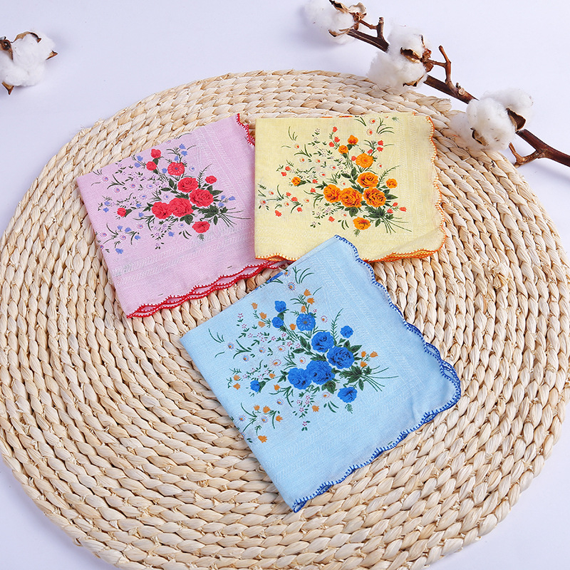 Klasikinės moteriškos pusmėnulio pusės medvilninės nosinaitės su mažomis gėlių rašto nosinaitėmis, gamintojai, didmeninė prekyba