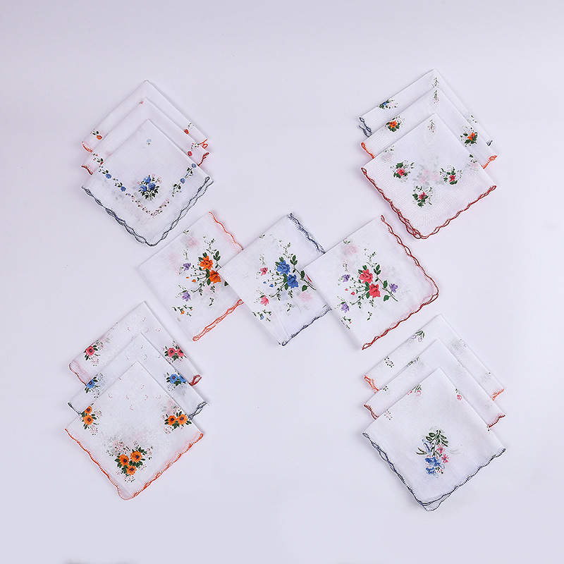 Klasikinės moteriškos pusmėnulio pusės medvilninės nosinaitės su mažomis gėlių rašto nosinaitėmis, gamintojai, didmeninė prekyba