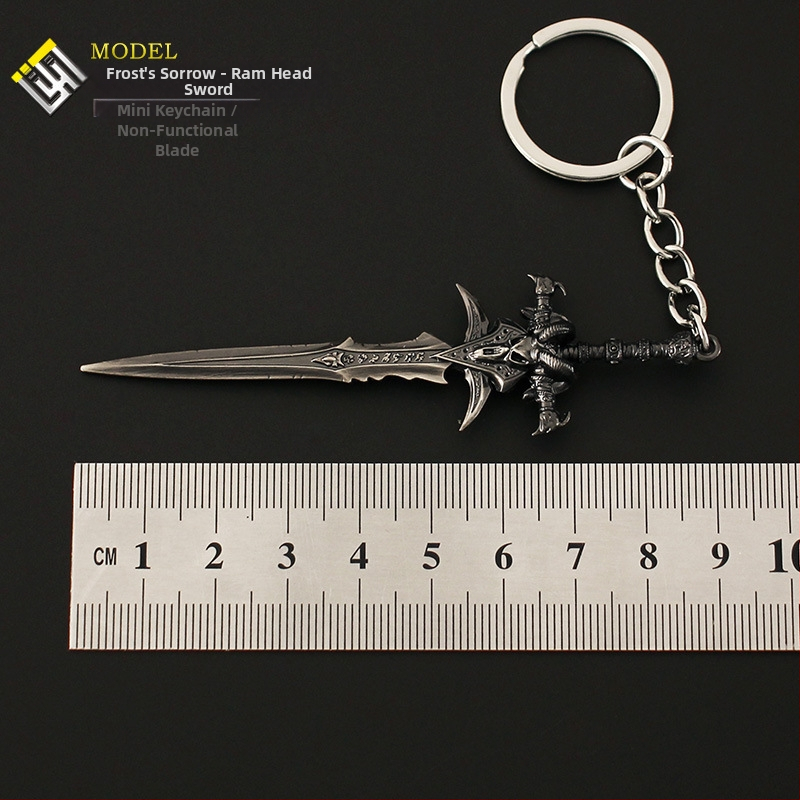 Prívesok na kľúče od Lich Kinga s mini zbraňou, mráz, smútok, ovčia hlava, meč, zliatina, ručná hračka, 9 cm