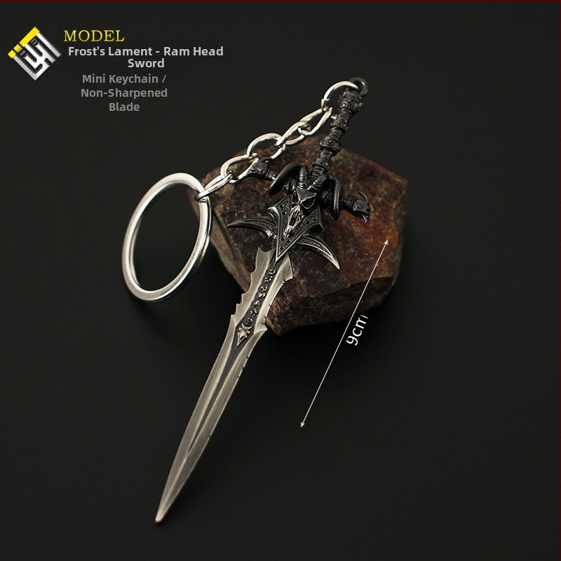 Lich King periferinis mini ginklo pakabukas, šerkšno liūdesio, avies galvos, kardo, lydinio rankinis žaislinis raktų pakabukas, 9 cm