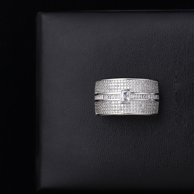 Μια ποικιλία από λέξεις D σε απόθεμα! Ανδρικό υψηλής ποιότητας αγκράφα γραβάτας με μικροένθετο ζιργκόν, σταθερό κλιπ γραβάτας, αξεσουάρ μόδας για όλες τις ηλικίες.