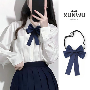 Sieviešu pamata JK formas tērps ar tauriņu, akadēmiskais uzvalks, burāšanas uzvalks, darba apģērbs bez triecieniem, universāls apģērbs, apkakle, bantīte, aksesuāri