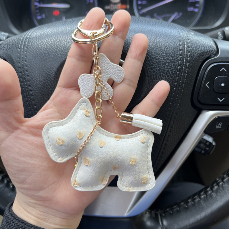 Határokon átnyúló kreatív ajándék csengő kiskutya autó kulcstartó autó kulcstartó táska medál aranyos medál bojt