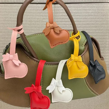 Aranyos Szerelem Autós Öltés Masni Medál Táska Medál Rituálé Lány Stílusú Hordozható Ultra Könnyű Finom Függő Díszek