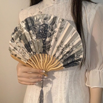 Μικρή πτυσσόμενη βεντάλια σε αρχαίο στυλ, κινέζικο στυλ, κλασικός χορός, αρχαία στολή, πτυσσόμενα στηρίγματα ποζάροντας, Behao Zhao Wu