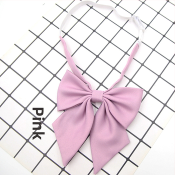 Na zalihi, japanski Jk školski stil, jednobojna mašna, crni šiljasti pernati cvijet za ovratnik, dijagonalni smeđi cvijet za djecu