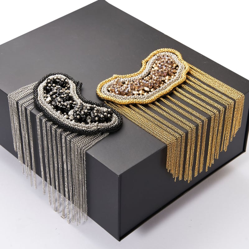 Uus kuldne ja hõbedane tutiga küünehelmestega käepael, õlarihmad, rõivaaksessuaarid, tehase otsemüük, peen rõivaaksessuaarid hulgimüügist