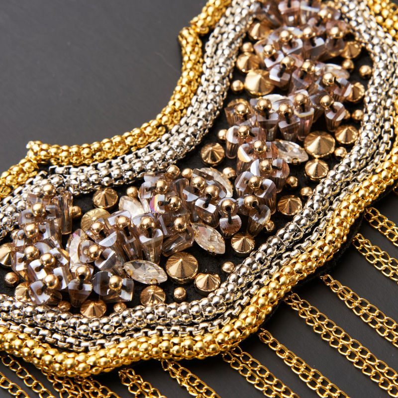 Uus kuldne ja hõbedane tutiga küünehelmestega käepael, õlarihmad, rõivaaksessuaarid, tehase otsemüük, peen rõivaaksessuaarid hulgimüügist