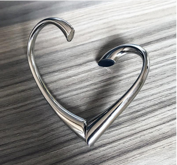 Cinkötvözetből készült, kiváló minőségű fémből készült, szerelem alakú táskacsat, forgatható, összecsukható kézitáska-akasztó, táskaakasztó