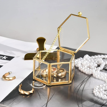Messingist servaga klaasist ehtekarp kuusnurkne klaasist hoiuruum väikeste ehete ketas retro mini klaasist ehtekarp