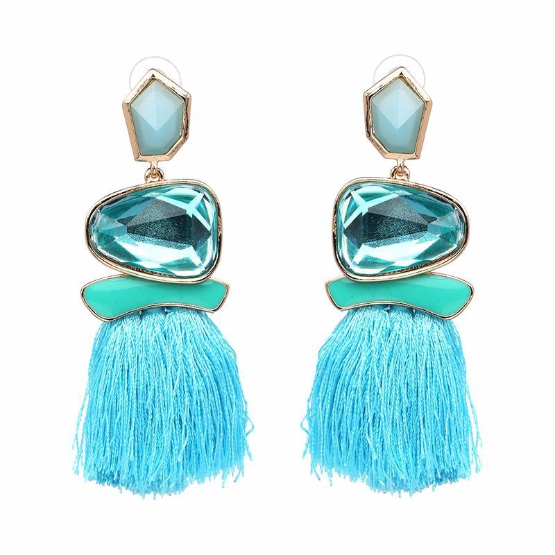 Kutais puošti auskarai iš Europos ir Jungtinių Valstijų karštų rubinų auskarų iš „National Wind“ auskarų papuošalų, parduodami didmeninėje gamykloje vietoje, tiesioginiai pardavimai iš Yiwu.