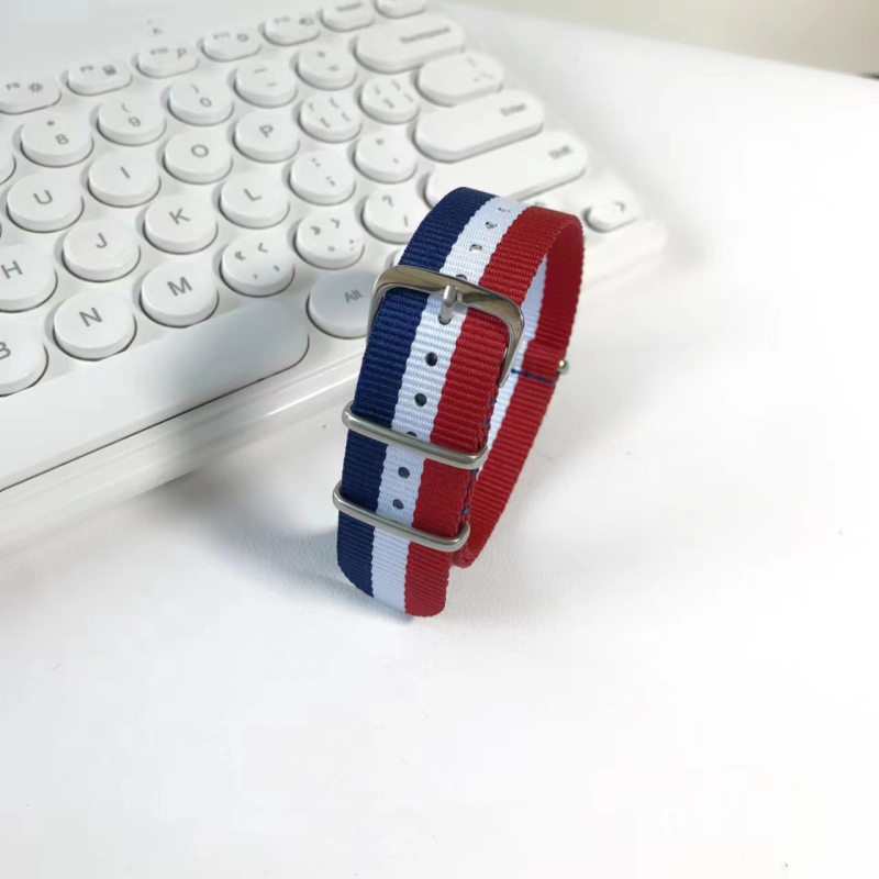 Ceas universal cu trei inele din material nailon, cu o varietate de culori, mărimi multiple, stil casual la modă, pentru băieți și fete.