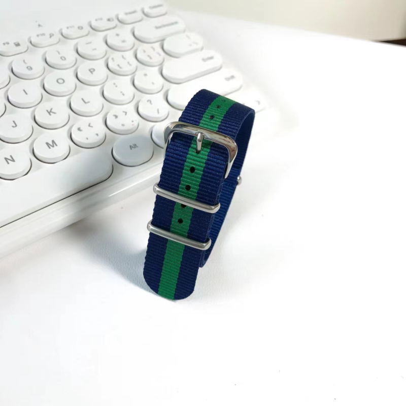 Ceas universal cu trei inele din material nailon, cu o varietate de culori, mărimi multiple, stil casual la modă, pentru băieți și fete.