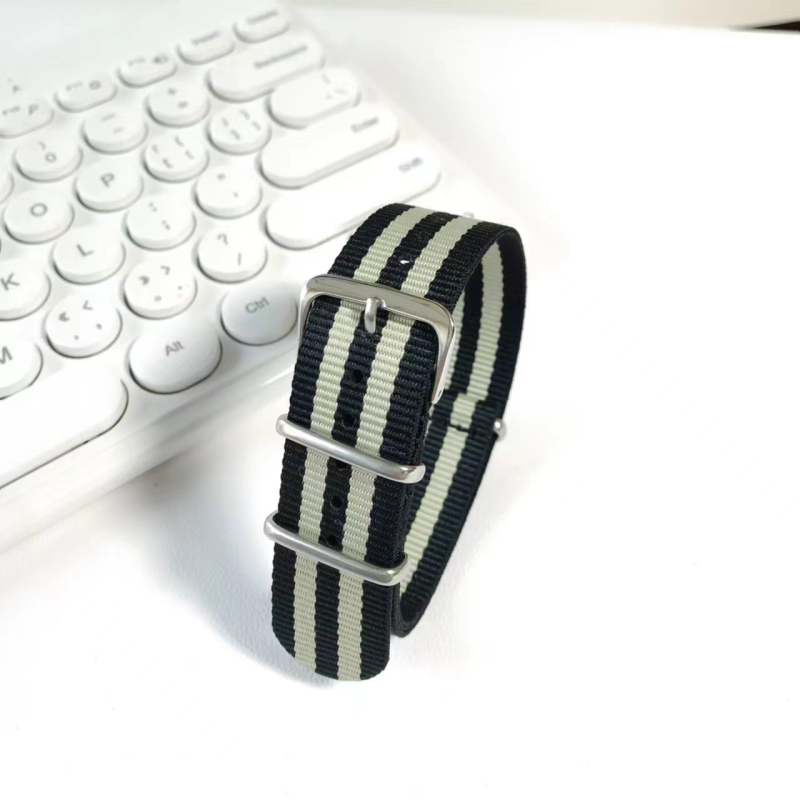 Ceas universal cu trei inele din material nailon, cu o varietate de culori, mărimi multiple, stil casual la modă, pentru băieți și fete.