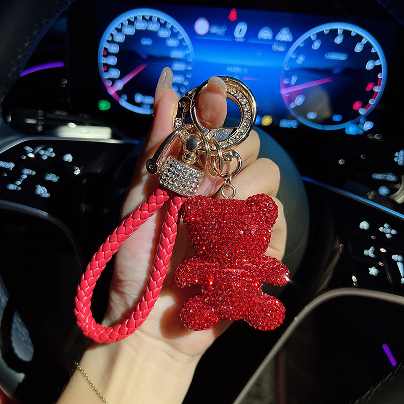 Teljes gyémánt agyagmackós autós kulcstartó rajzfilm kulcstartó gyémánt táska lógó új ünnepi ajándék