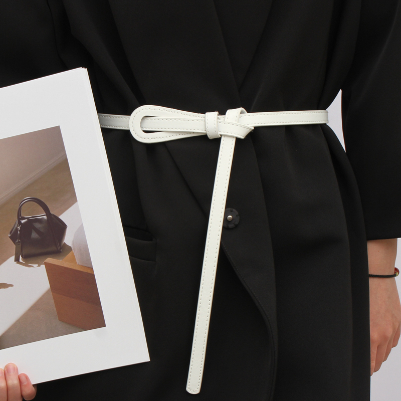 Négy évszak ruha vékony övvel női csomós díszes kosztüm derekú, mindenhez illő fekete kis öves divatos kabát