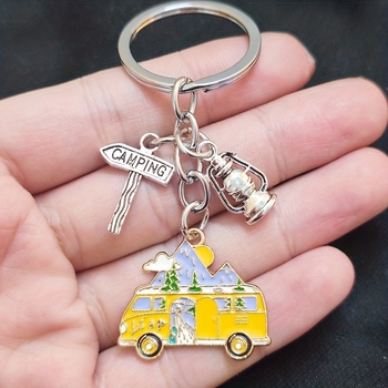 Ευρωπαϊκή και αμερικανική διασυνοριακή πινακίδα οδικής σήμανσης με κρεμαστό σακίδιο πλάτης για λάμπα κηροζίνης, ταξιδιωτικό μπρελόκ εξωτερικού χώρου για τροχόσπιτο