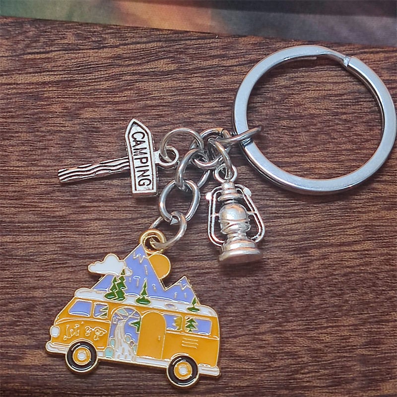 Európai és amerikai határokon átnyúló ékszer hátizsák medál kerozinlámpa útjelző tábla utazás utazás kültéri lakókocsi kulcstartó